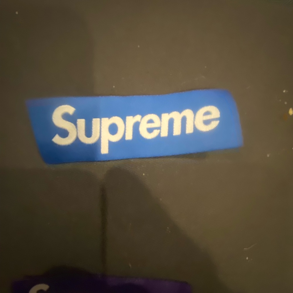 Supreme sample sew on Box logo for camper hat